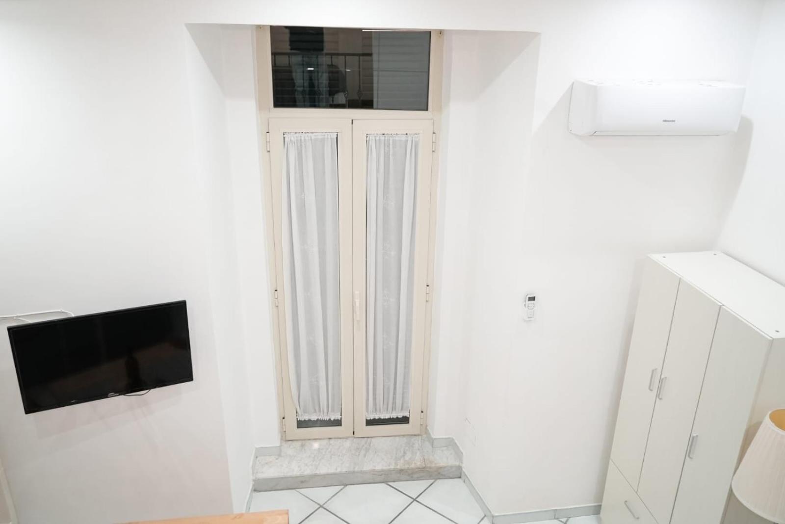 Casa Vacanza La Spagnola Napoli Dış mekan fotoğraf